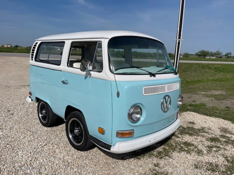 "Short Circuit" 1971 Short Bus Electric Conversion